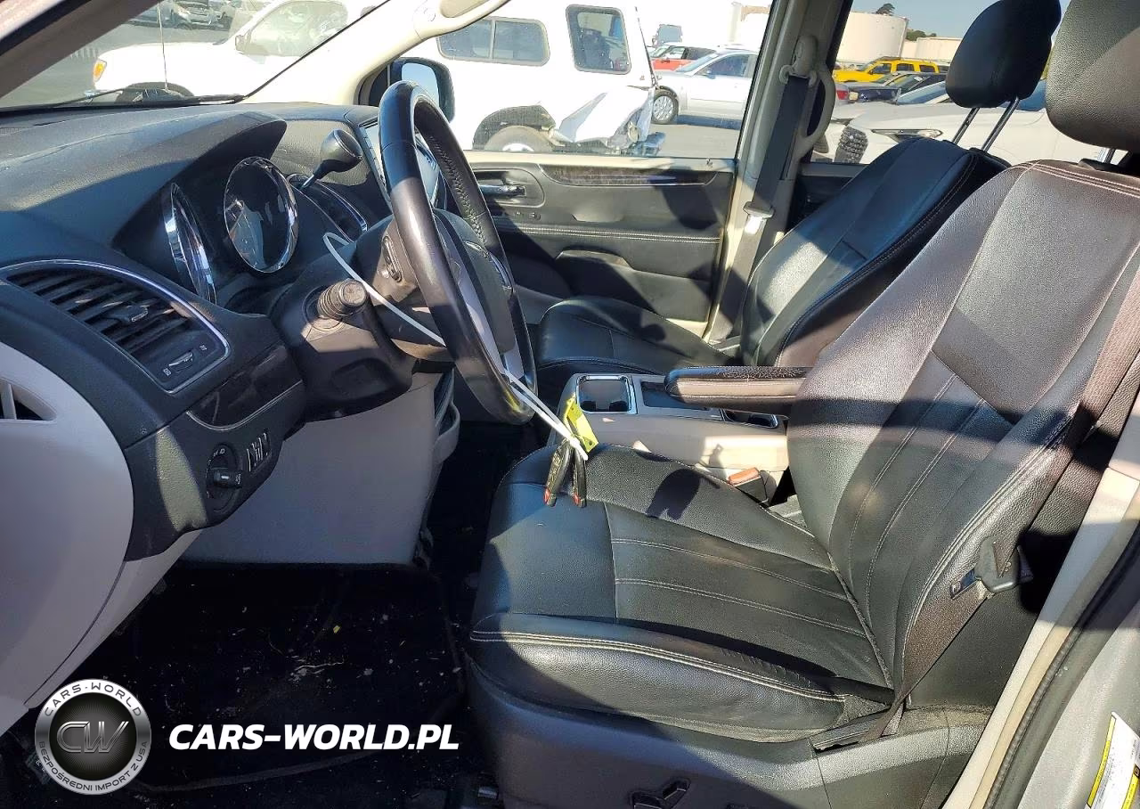 2014 Chrysler Town & Country Touring VIN:2C4RC1BG1ER203572 - 7
