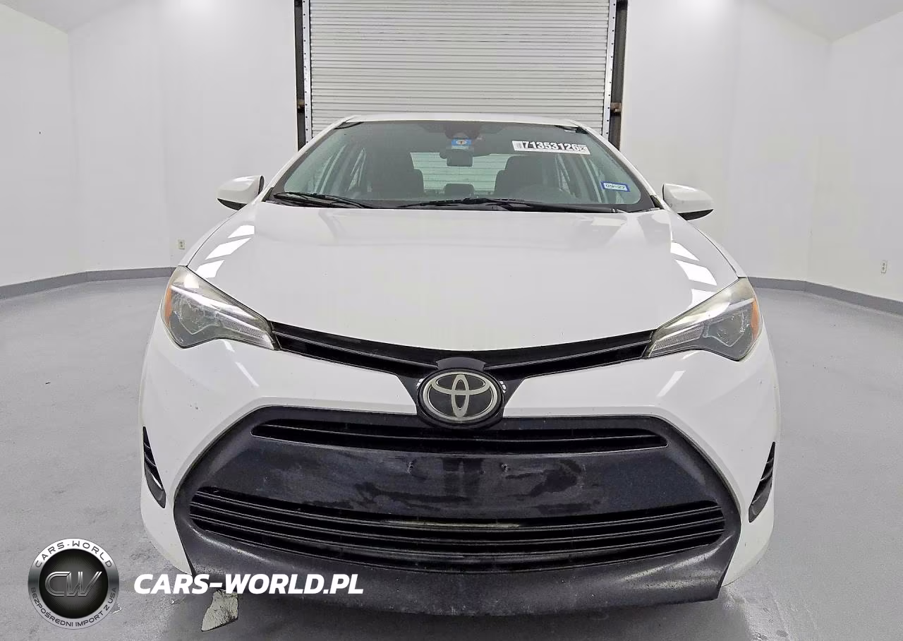2018 Toyota Corolla Le VIN:2T1BURHE6JC101990 - 5