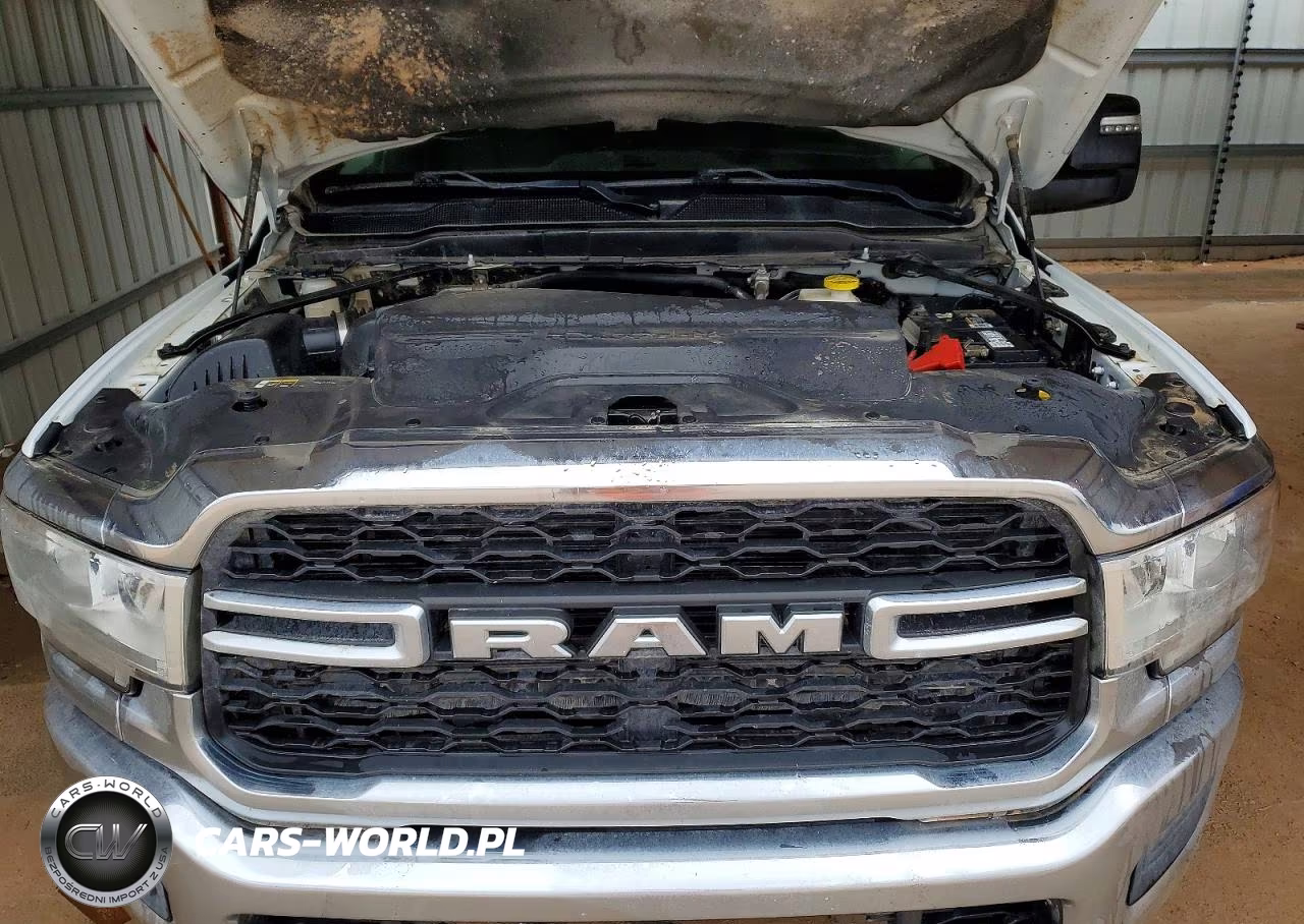 2023 Ram 2500 Tradesman VIN:3C6UR5HJ7PG634260 - 11