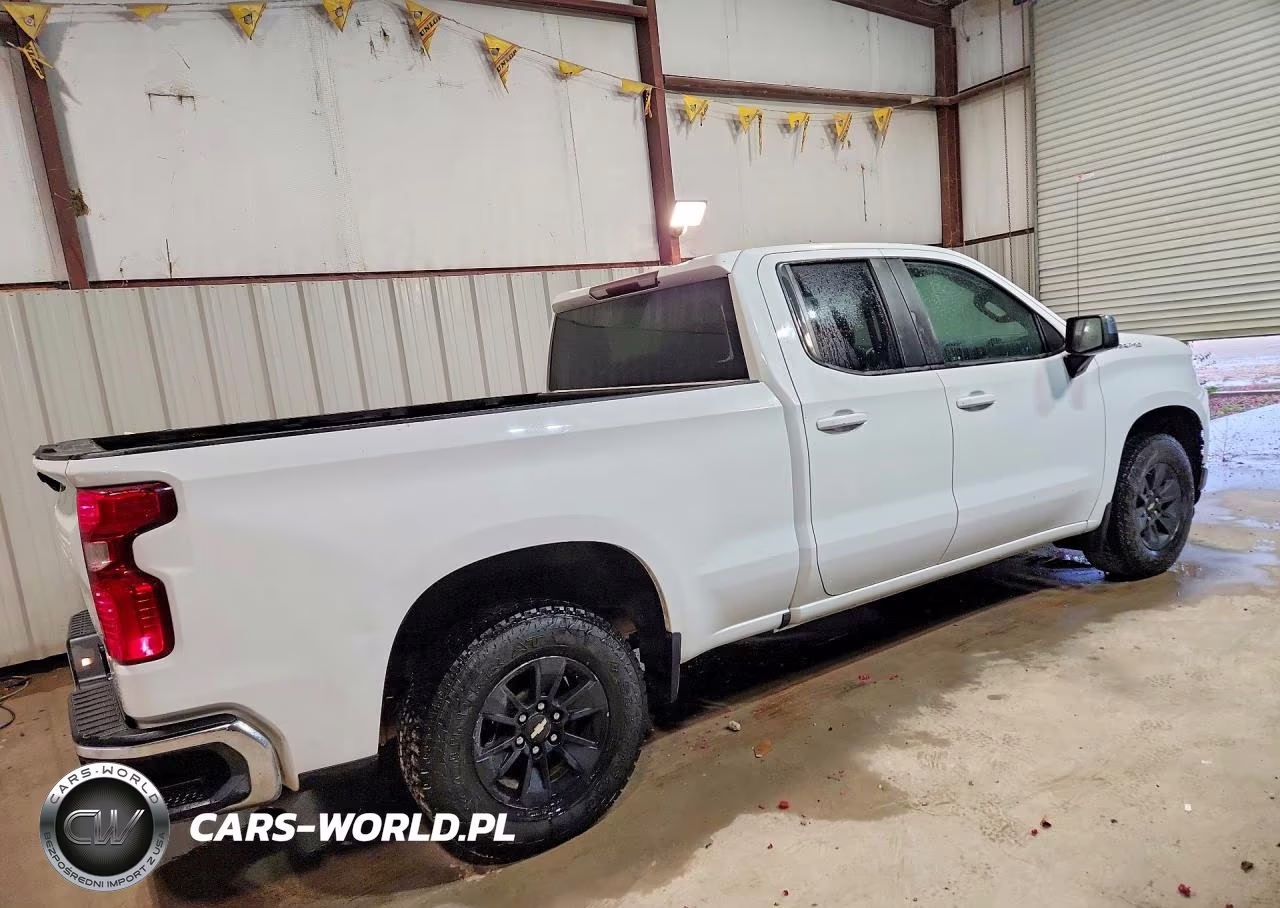 2020 Chevrolet Silverado C1500 Lt VIN:1GCRWCED6LZ102485 - 3