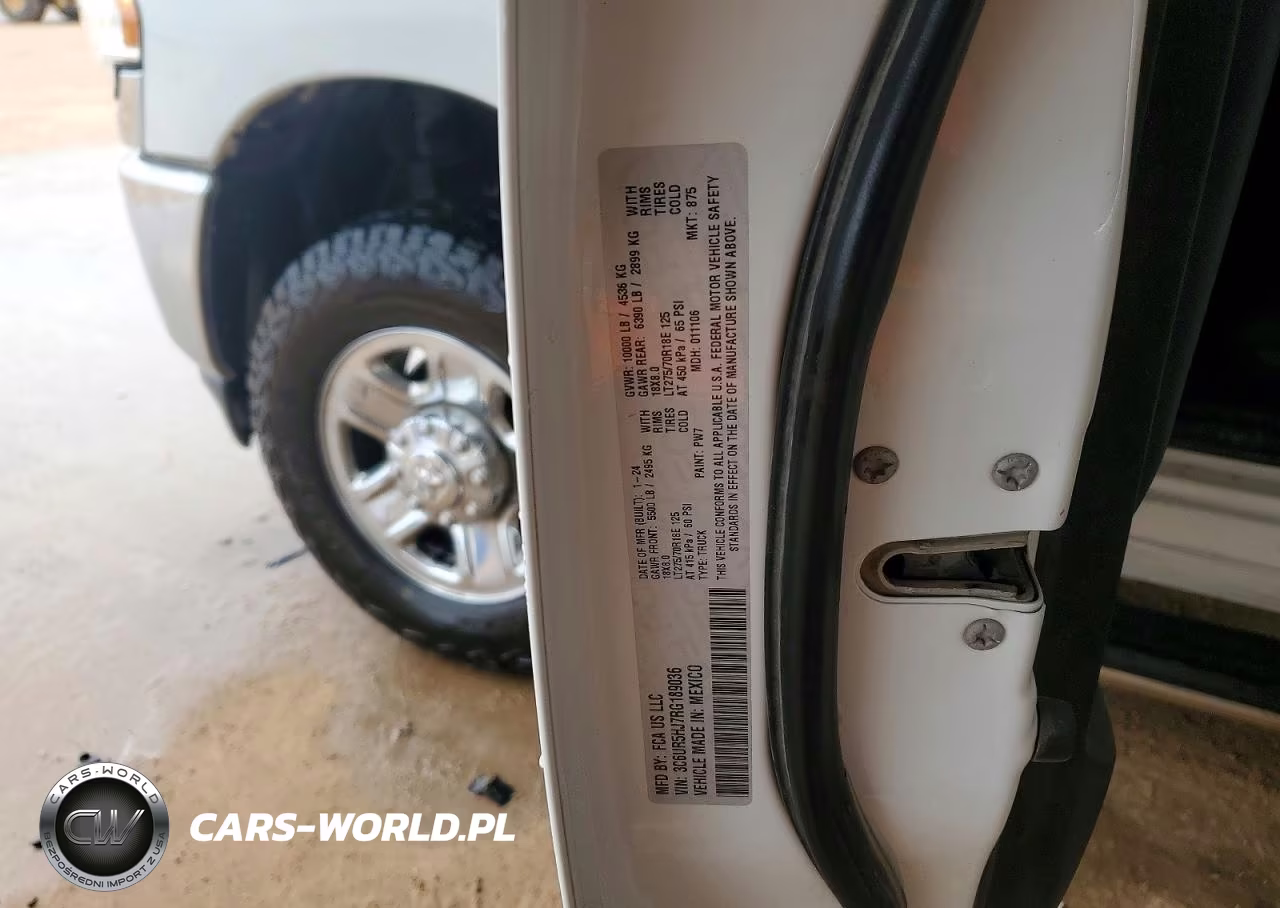 2024 Ram 2500 Tradesman VIN:3C6UR5HJ7RG189036 - 12