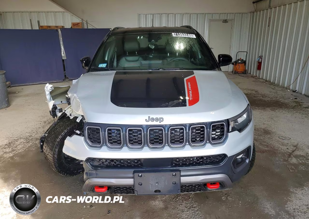 2025 Jeep Compass Trailhawk VIN:3C4NJDDN4ST564093 - 5