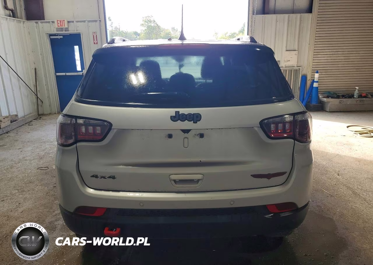 2025 Jeep Compass Trailhawk VIN:3C4NJDDN4ST564093 - 6