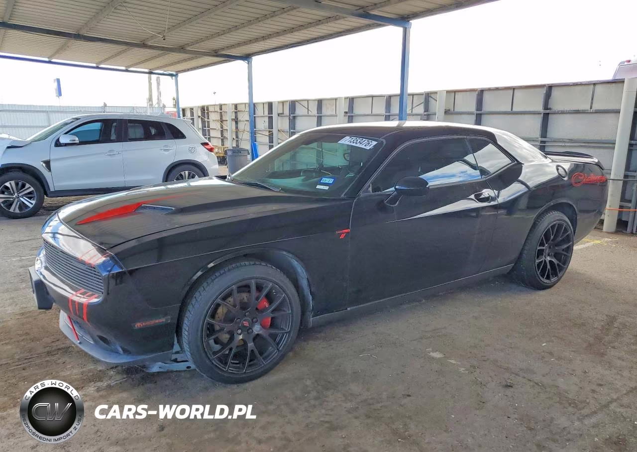 2016 Dodge Challenger Sxt