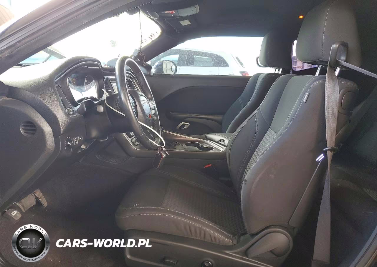 2016 Dodge Challenger Sxt VIN:2C3CDZAG6GH171640 - 7