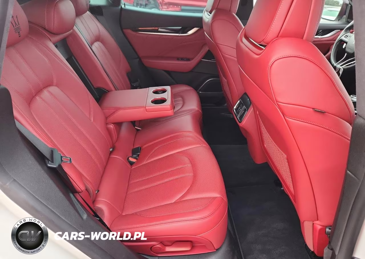 2021 Maserati Levante Sport VIN:ZN661XUS2MX379722 - 11