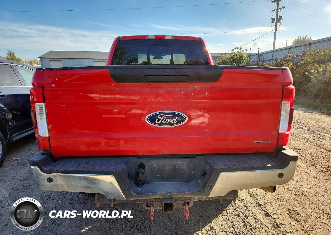 2019 Ford F250 Super Duty VIN:1FT7W2B67KEG56390 - 6