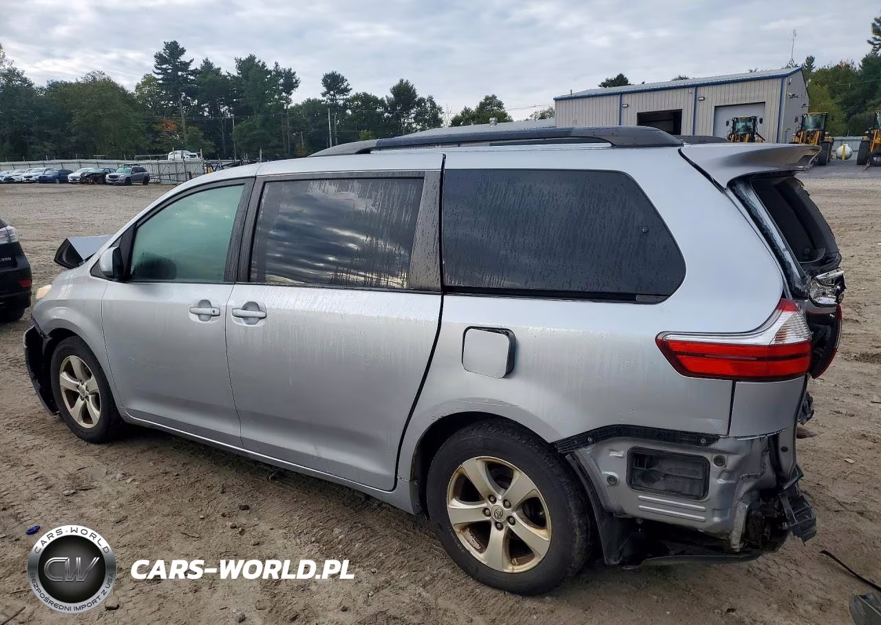 2015 Toyota Sienna Le VIN:5TDKK3DCXFS622085 - 2