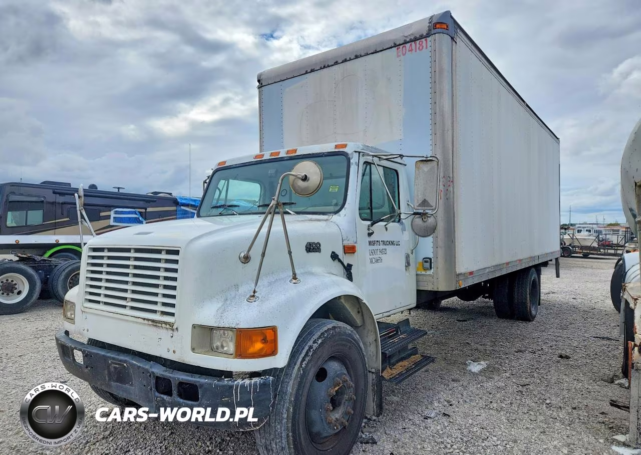 2001 International 4000 4700 – zdjęcie 1 z 13