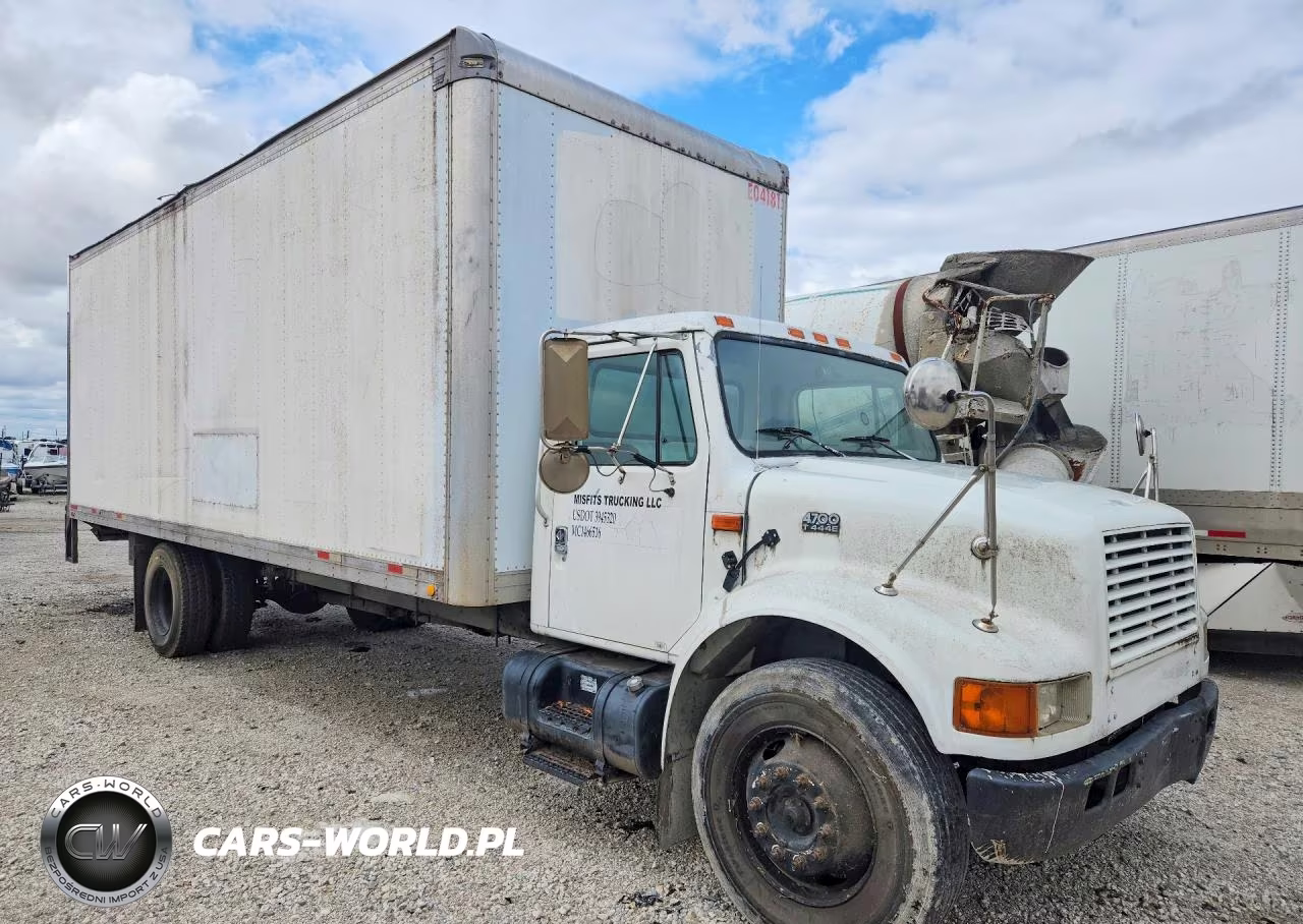 2001 International 4000 4700 VIN:1HTSCABMX1H388639 - 4