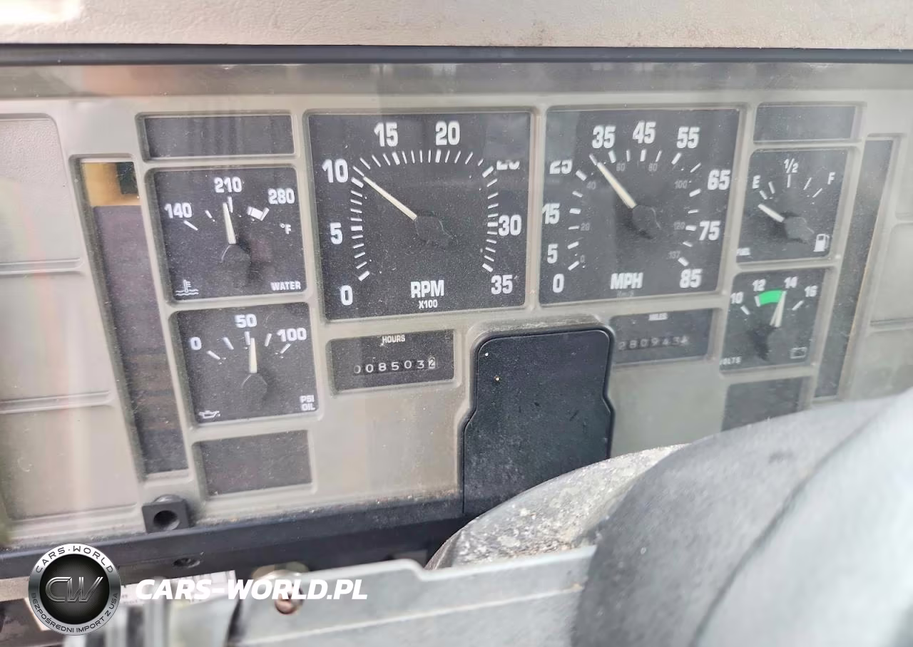 2001 International 4000 4700 VIN:1HTSCABMX1H388639 - 9