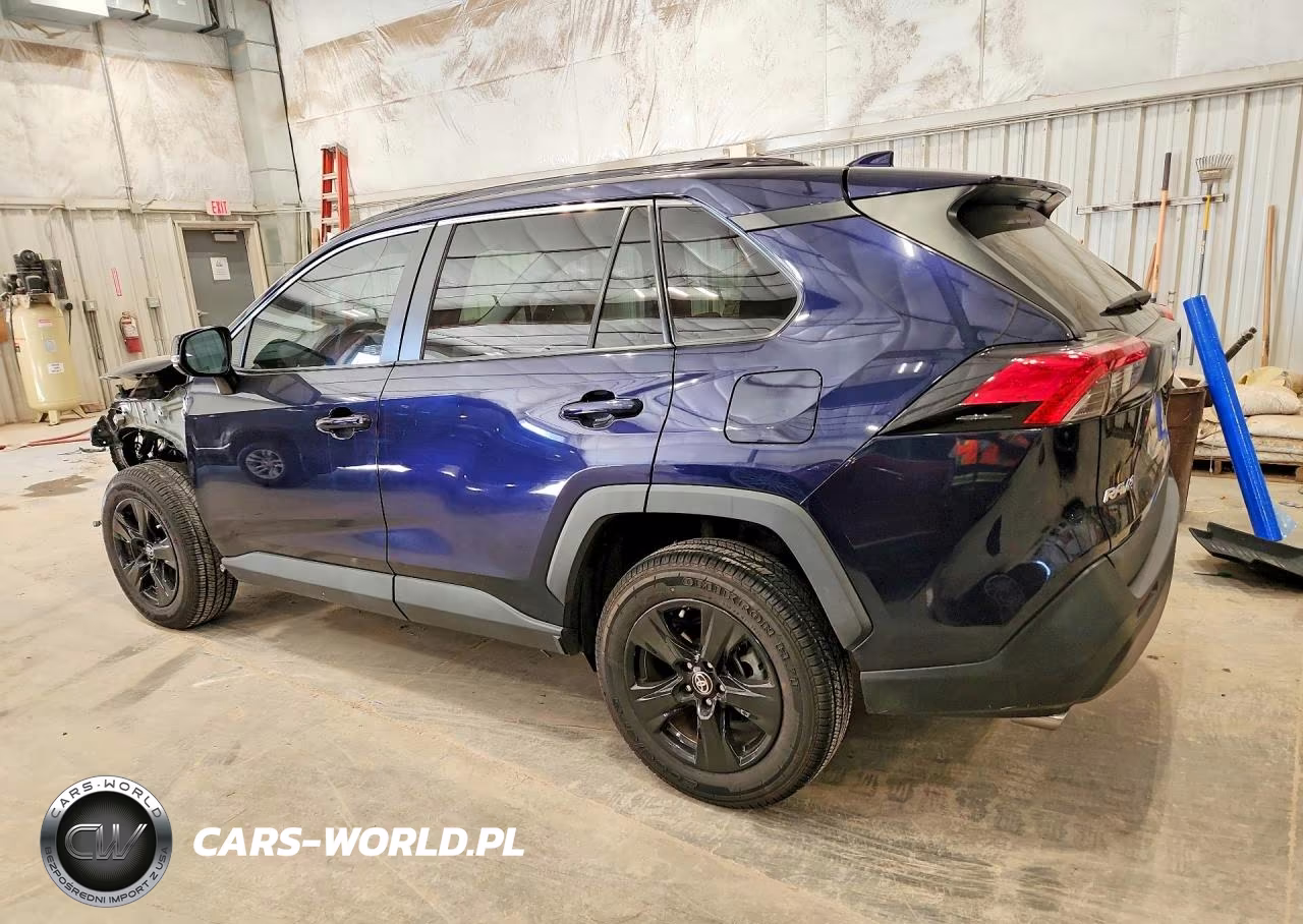 2021 Toyota Rav4 Xle VIN:2T3P1RFV7MW210938 - 2