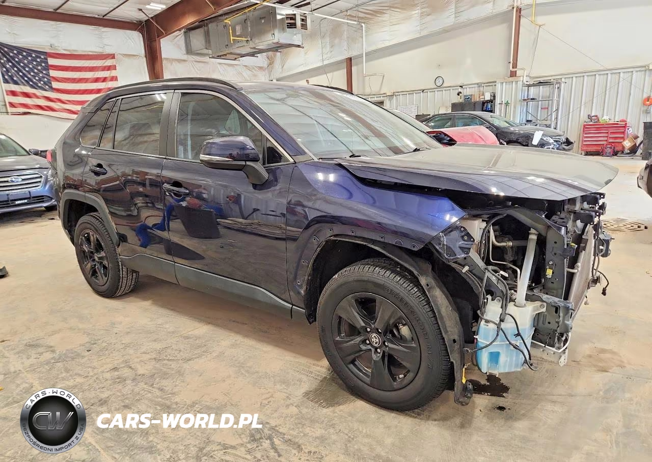 2021 Toyota Rav4 Xle VIN:2T3P1RFV7MW210938 - 4
