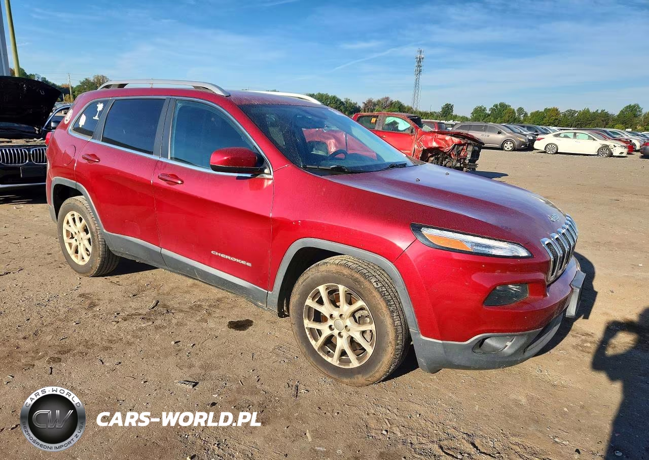 2016 Jeep Cherokee Latitude VIN:1C4PJLCB5GW284047 - 4