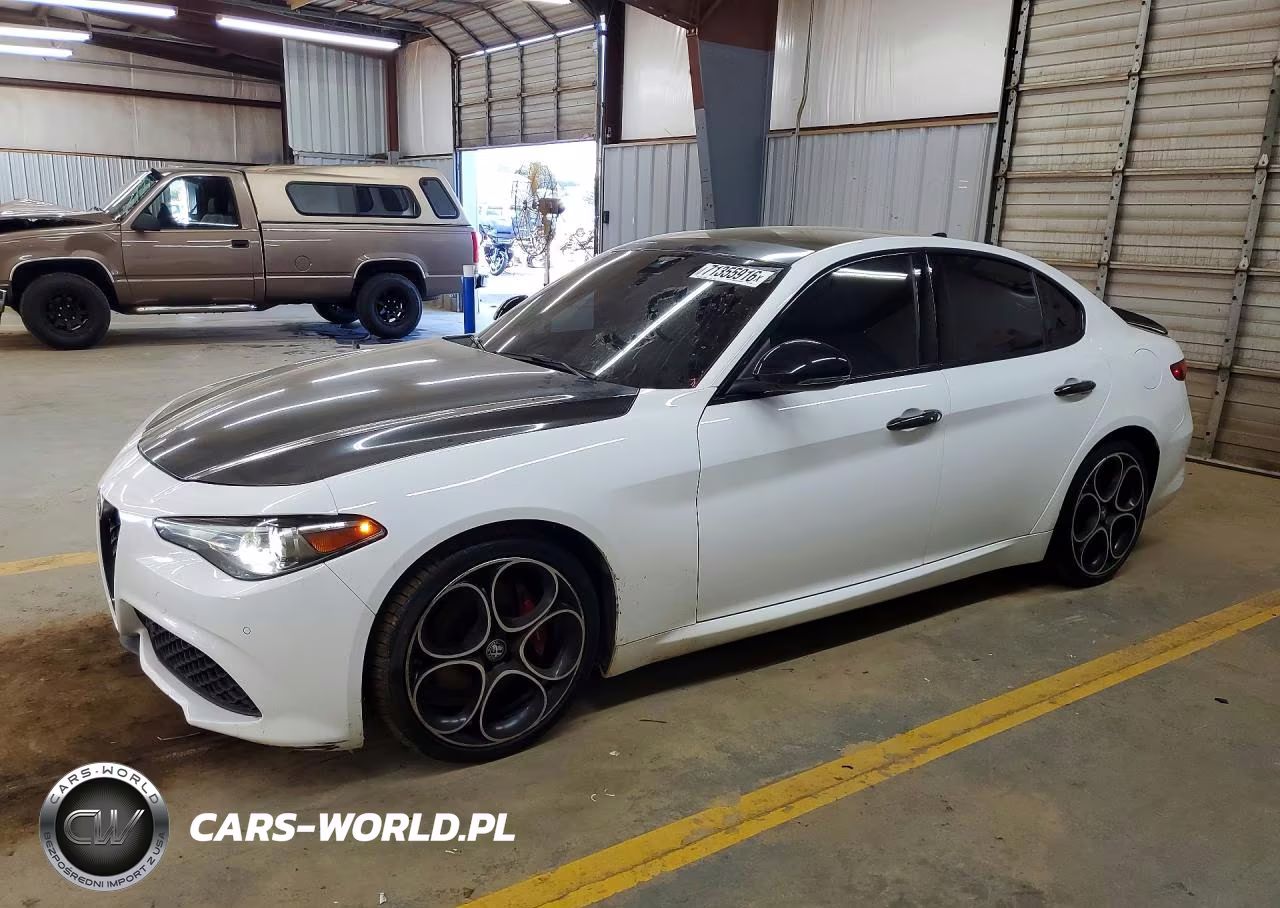 2023 Alfa Romeo Giulia Ti