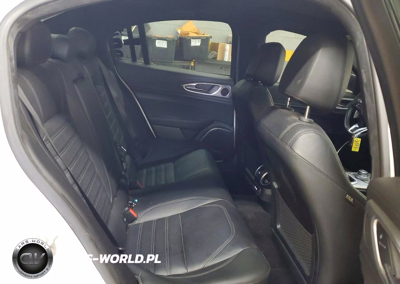 2023 Alfa Romeo Giulia Ti VIN:ZARFAMBN6P7666732 - 10