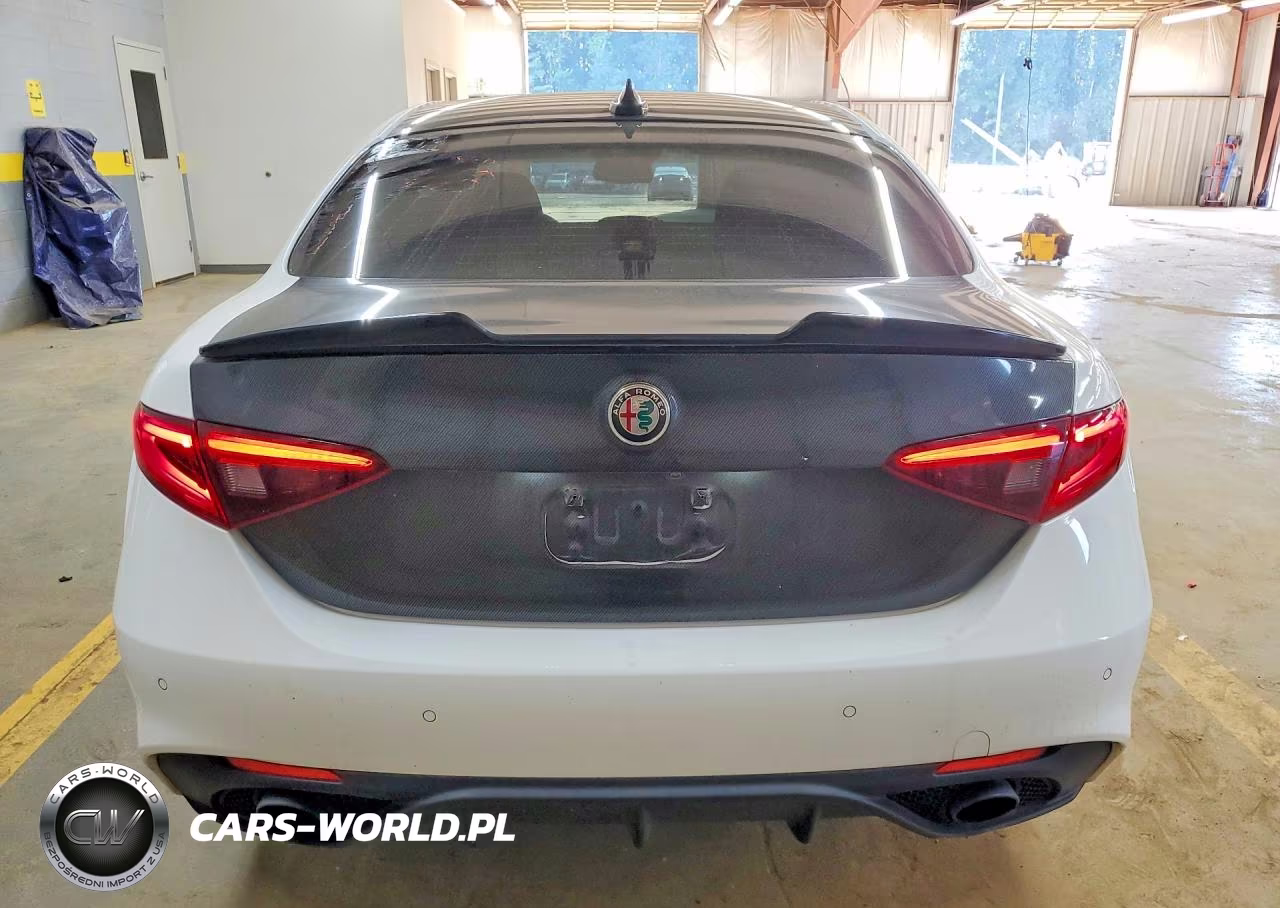 2023 Alfa Romeo Giulia Ti VIN:ZARFAMBN6P7666732 - 6