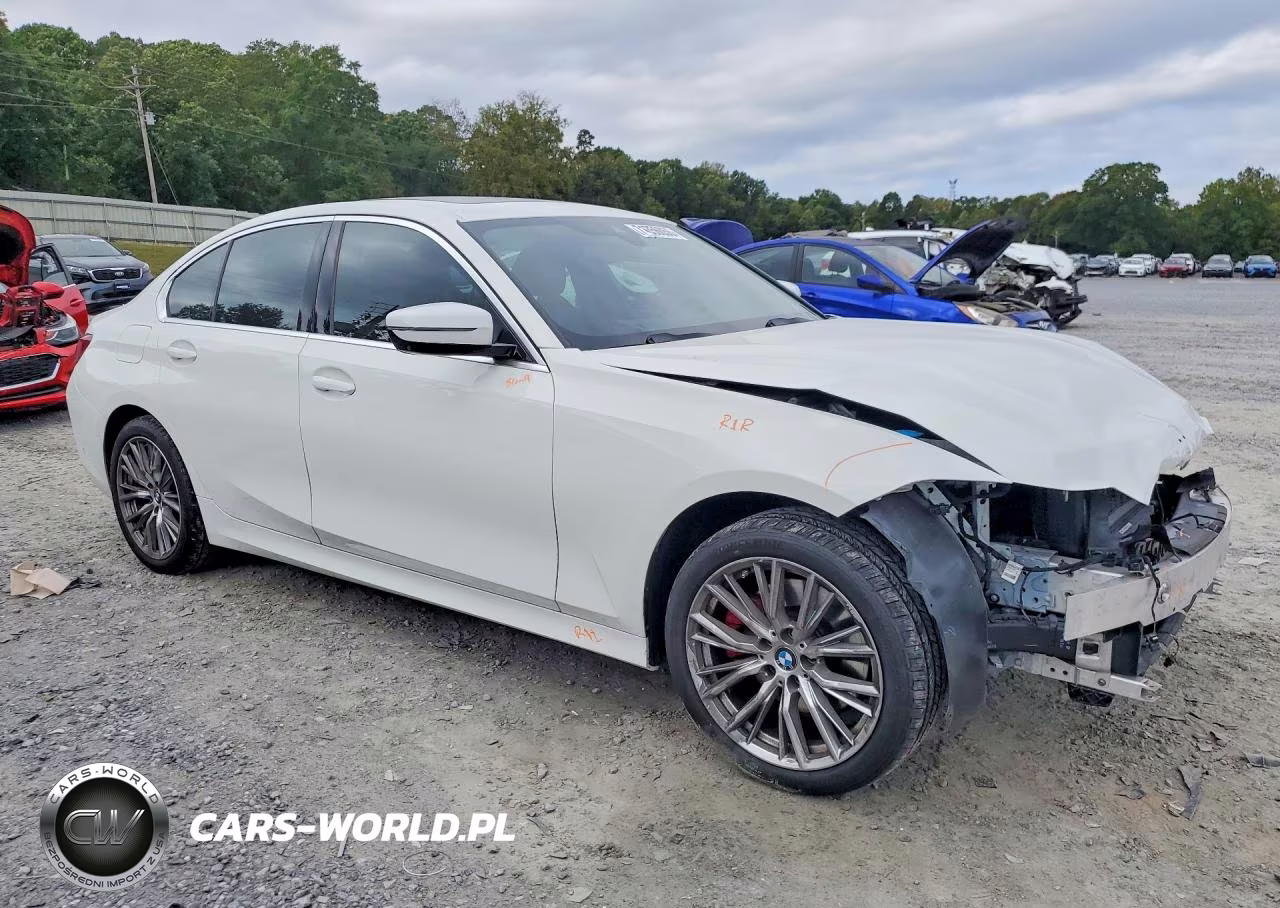 2024 BMW 330Xi VIN:3MW89FF01R8E30994 - 4