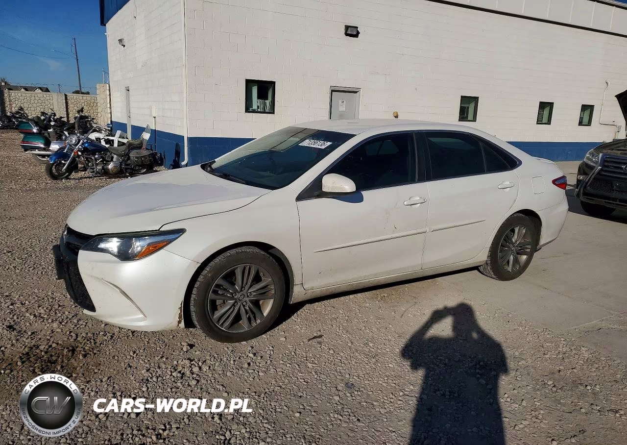 2016 Toyota Camry Se – zdjęcie 1 z 12