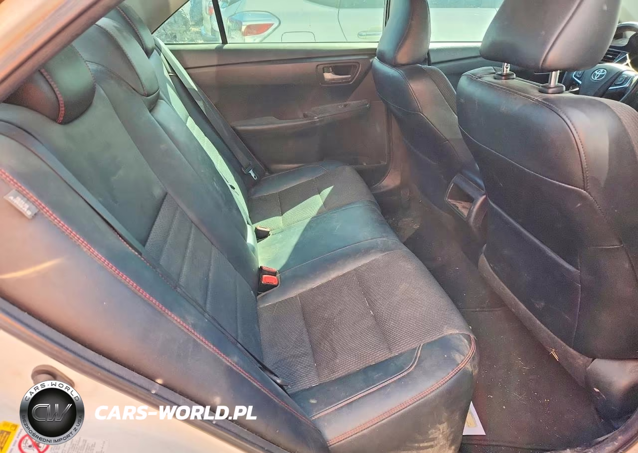 2016 Toyota Camry Se VIN:4T1BF1FK2GU241790 - 10