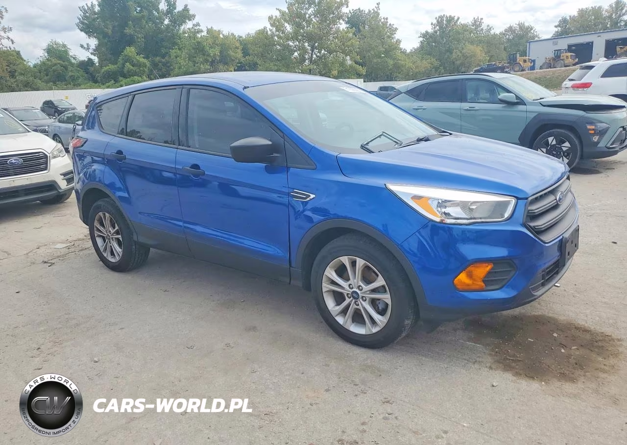 2017 Ford Escape S VIN:1FMCU0F75HUC66121 - 4