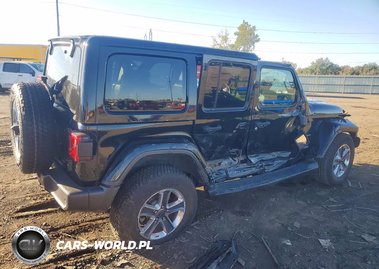 2020 Jeep Wrangler Unlimited Sahara VIN:1C4HJXEN8LW234837 - 3