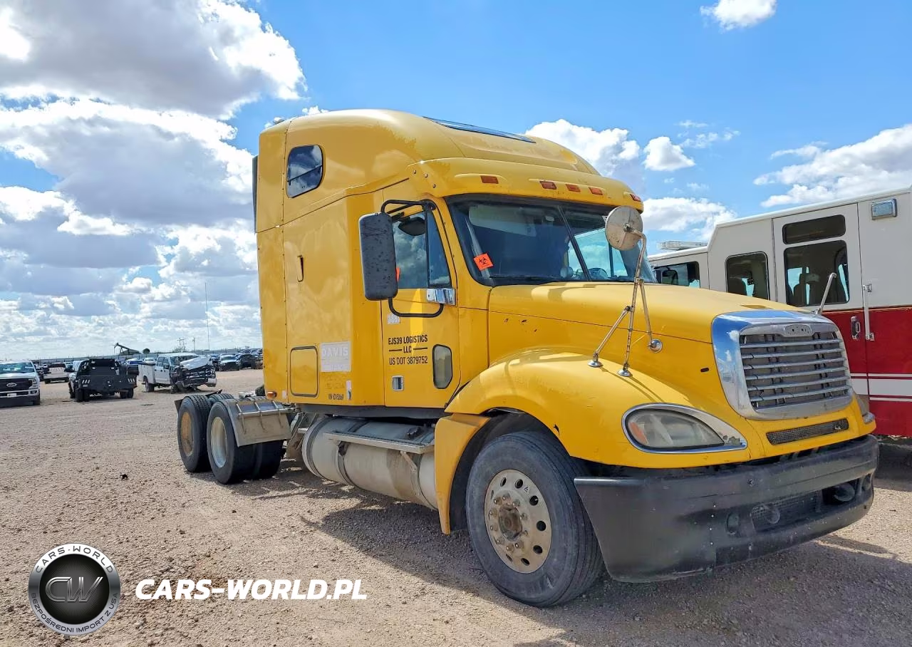 2006 Freightliner Columbia 120 Semi Truck VIN:1FUJA6CK76DV52669 - 4