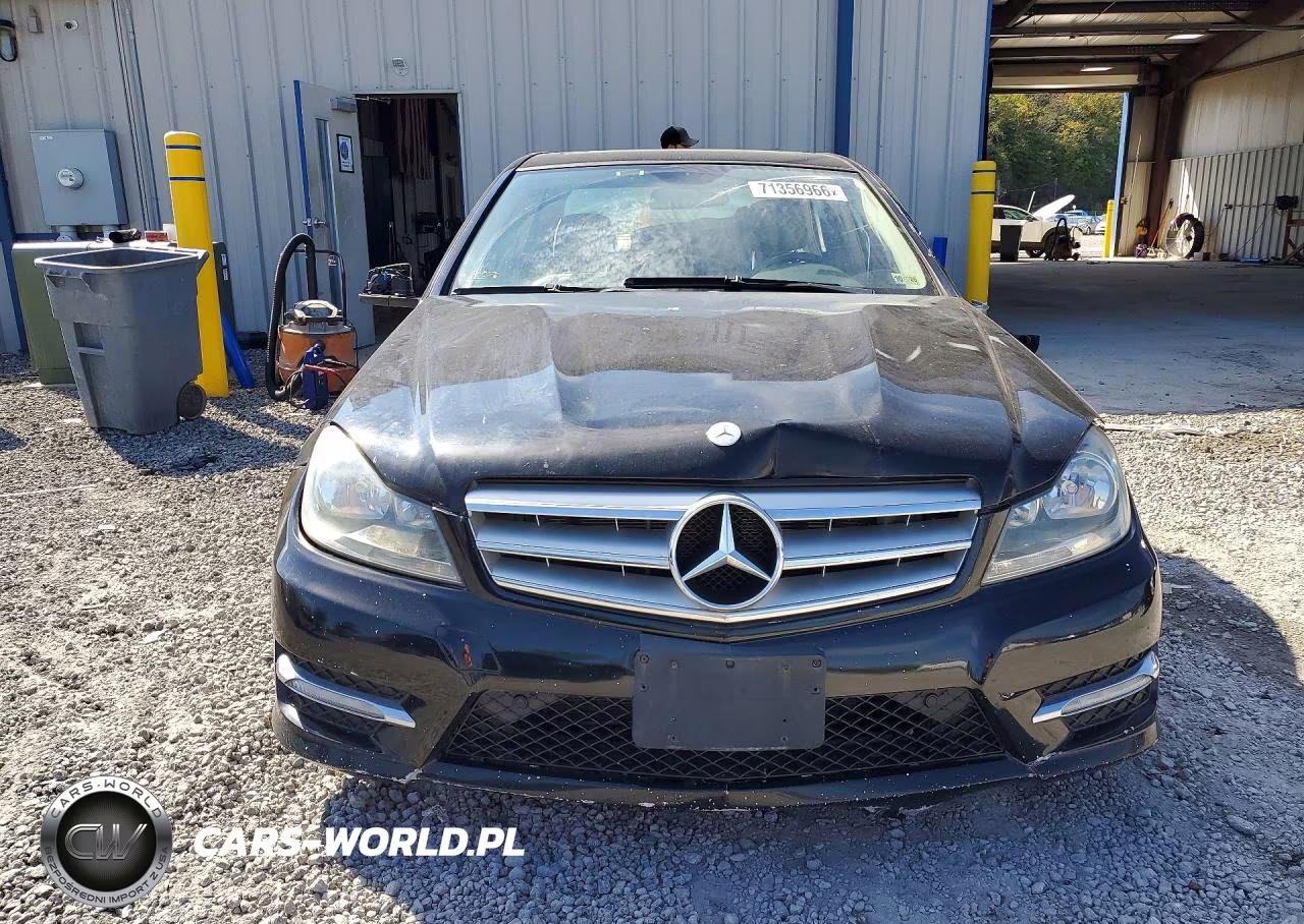 2013 Mercedes-Benz C 300 4Matic VIN:WDDGF8AB9DR254132 - 5