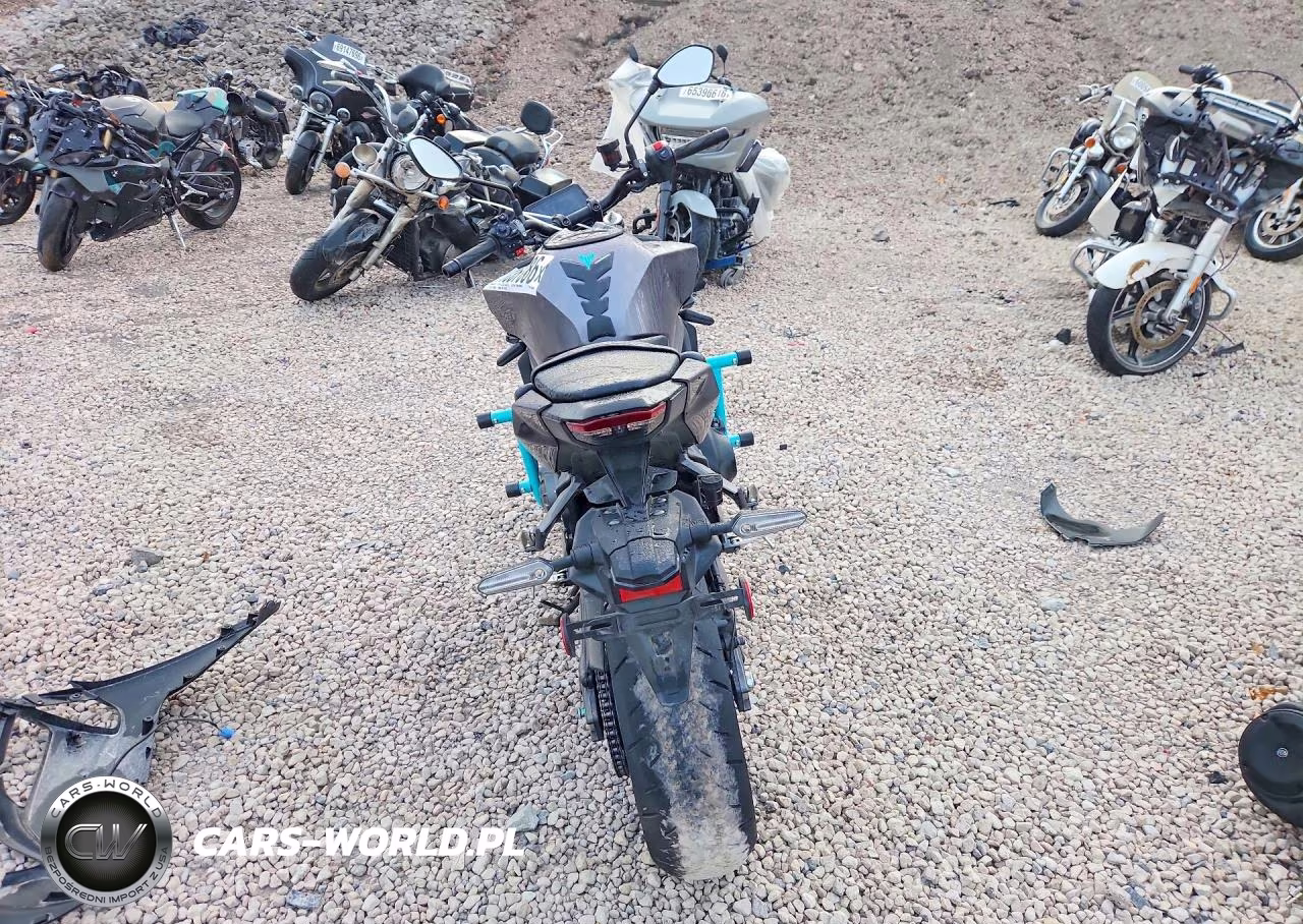2024 Yamaha Mt09 VIN:JYARN94E1RA001552 - 4