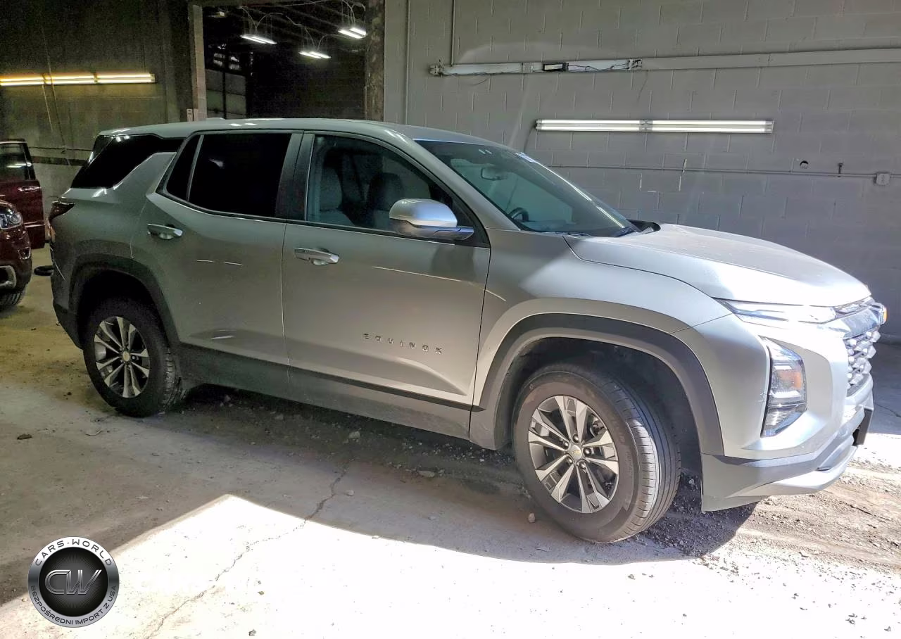 2025 Chevrolet Equinox Lt VIN:3GNAXPEG8SL189962 - 4