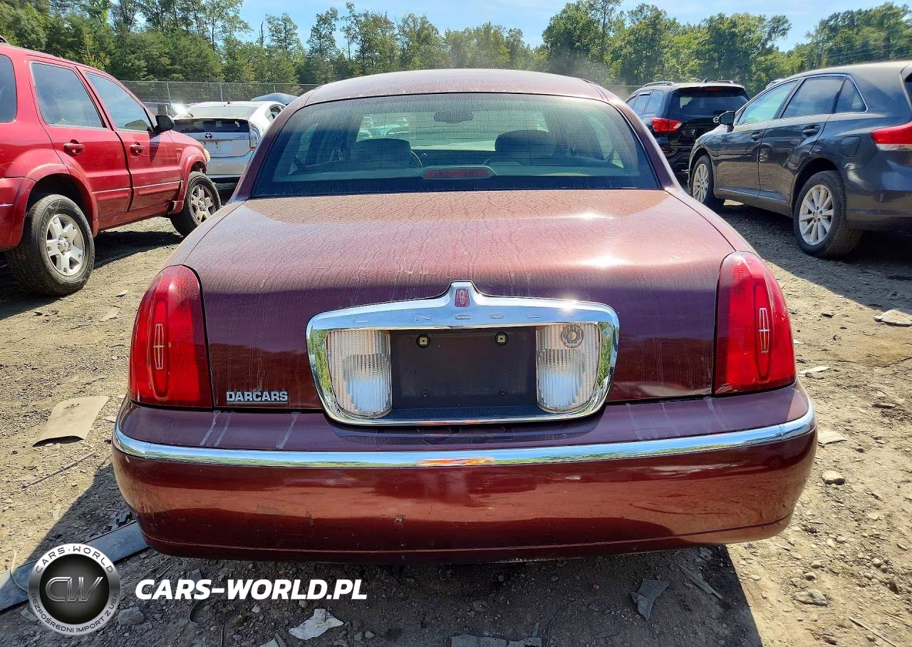 2002 Lincoln Town Car Executive VIN:1LNHM81WX2Y609069 - 6