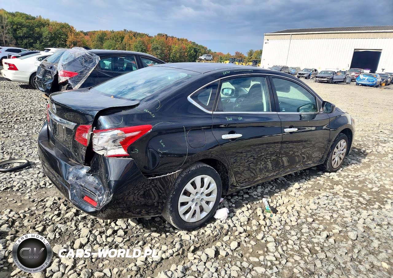 2018 Nissan Sentra S VIN:3N1AB7AP0JY297011 - 3
