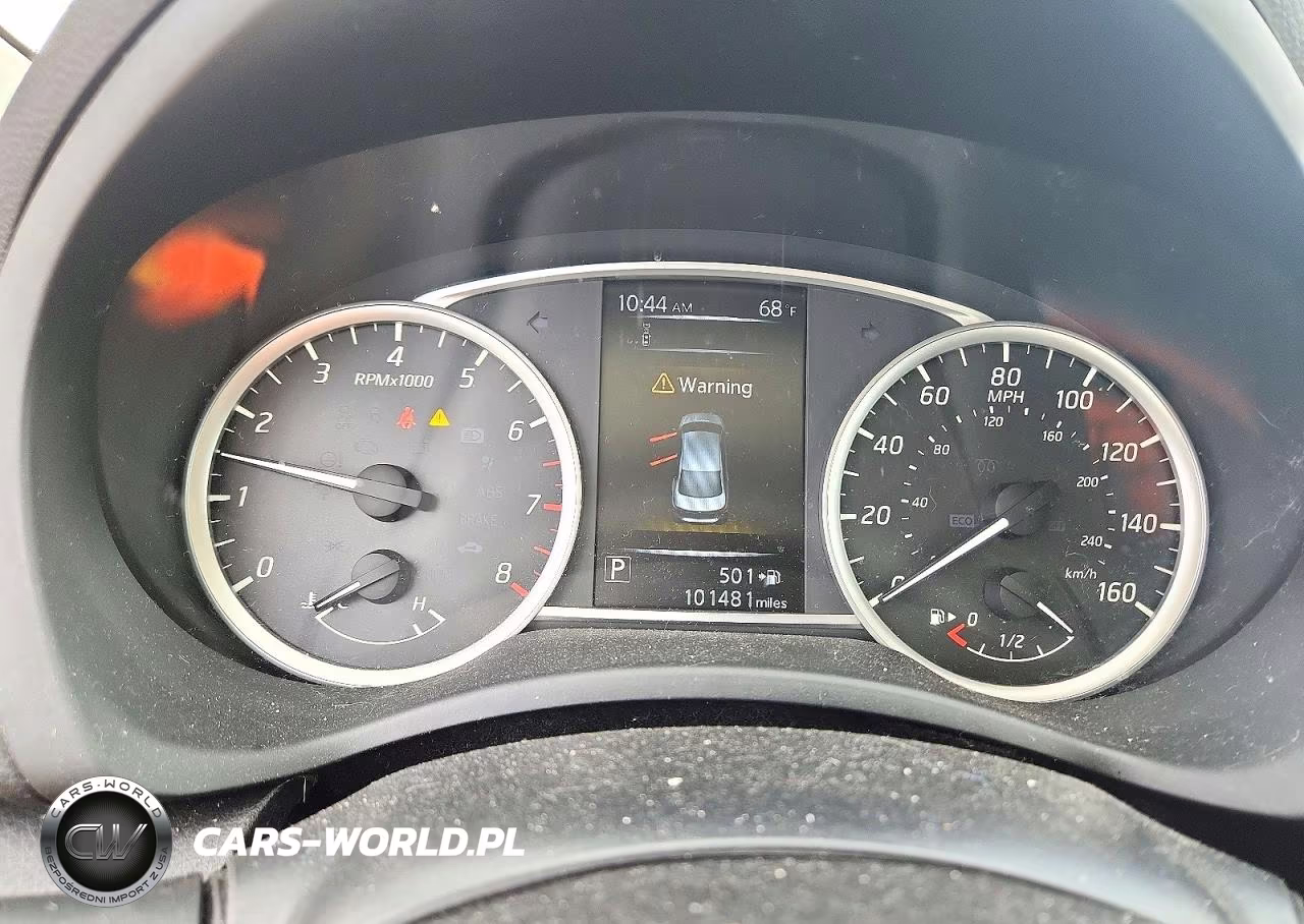 2018 Nissan Sentra S VIN:3N1AB7AP0JY297011 - 9