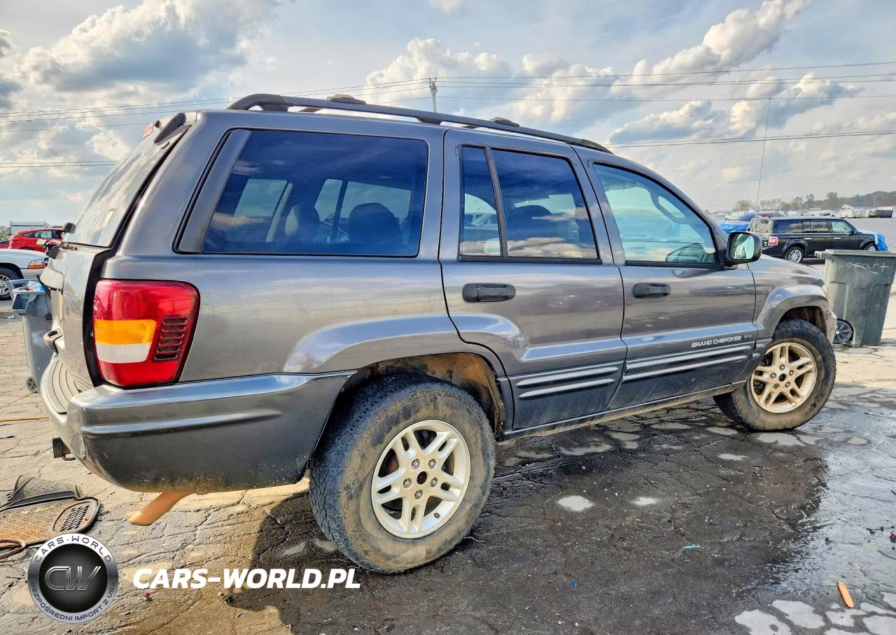 2004 Jeep Grand Cherokee Laredo VIN:1J4GX48S94C302795 - 3