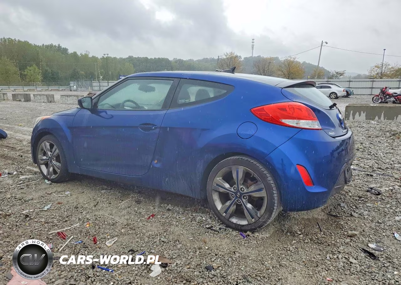 2016 Hyundai Veloster Base VIN:KMHTC6AD2GU280205 - 2