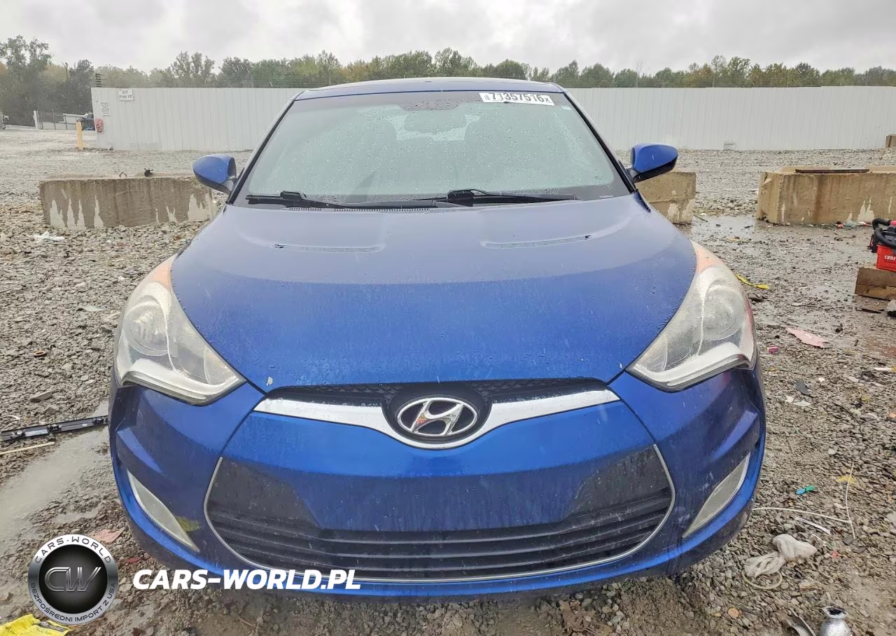 2016 Hyundai Veloster Base VIN:KMHTC6AD2GU280205 - 5