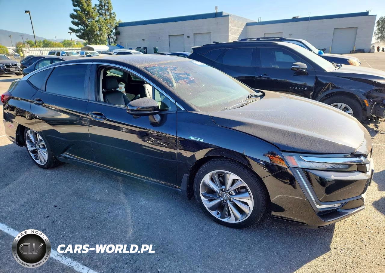 2018 Honda Clarity Touring VIN:JHMZC5F37JC004848 - 4