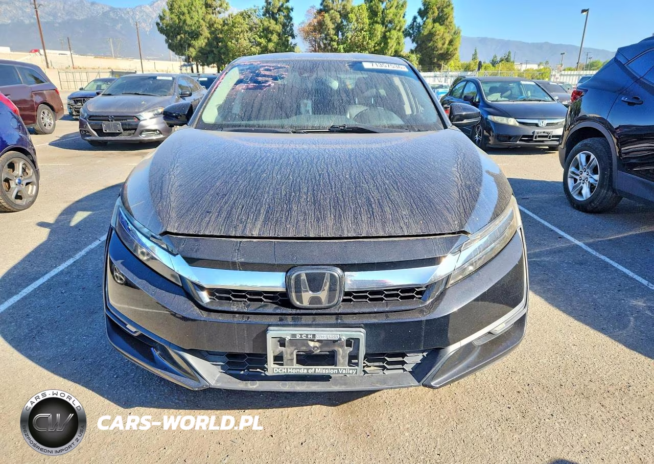 2018 Honda Clarity Touring VIN:JHMZC5F37JC004848 - 5