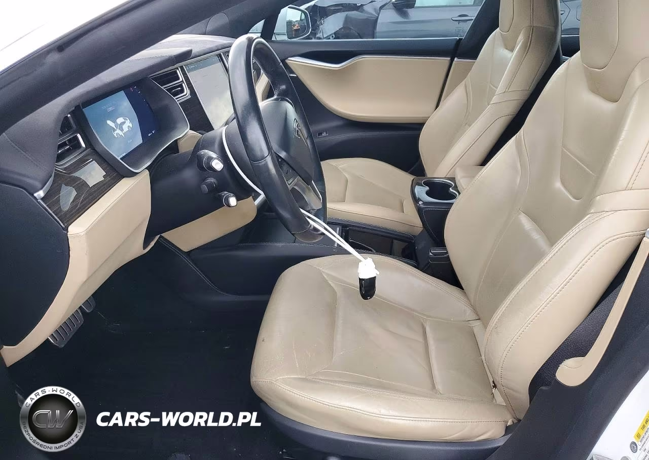 2015 Tesla Model S VIN:5YJSA1E42FF118651 - 7