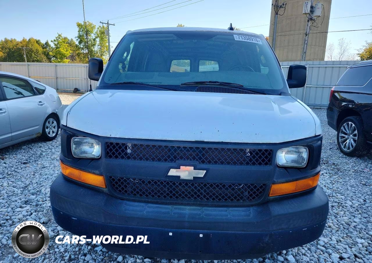 2016 Chevrolet Express 2500 Cargo Van VIN:1GCWGAFF3G1127112 - 5