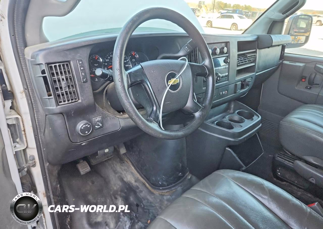 2016 Chevrolet Express 2500 Cargo Van VIN:1GCWGAFF3G1127112 - 8