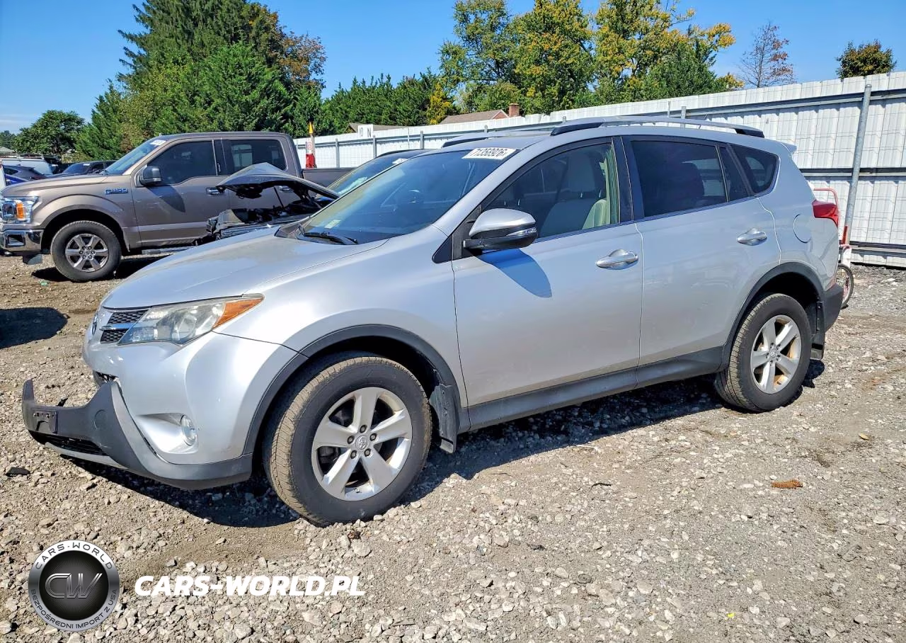 2014 Toyota Rav4 Xle – zdjęcie 1 z 12