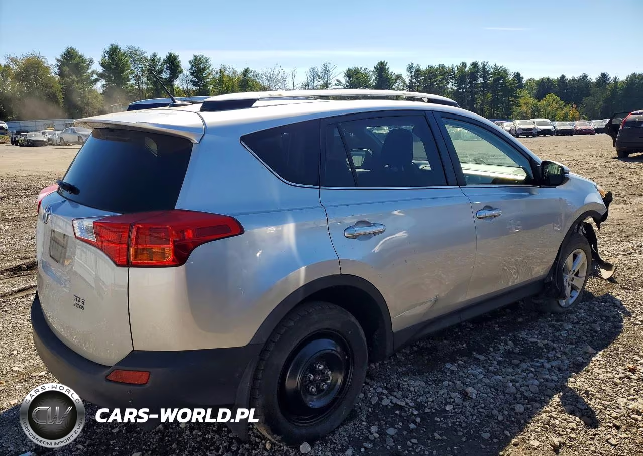 2014 Toyota Rav4 Xle VIN:JTMRFREV3EJ002678 - 3