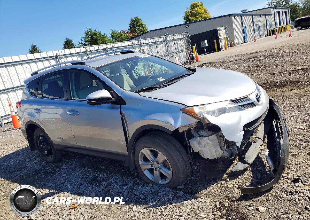 2014 Toyota Rav4 Xle VIN:JTMRFREV3EJ002678 - 4