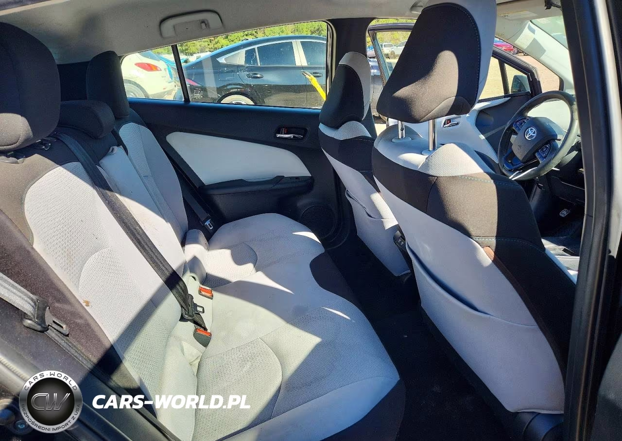 2020 Toyota Prius Le VIN:JTDKARFU7L3109451 - 10