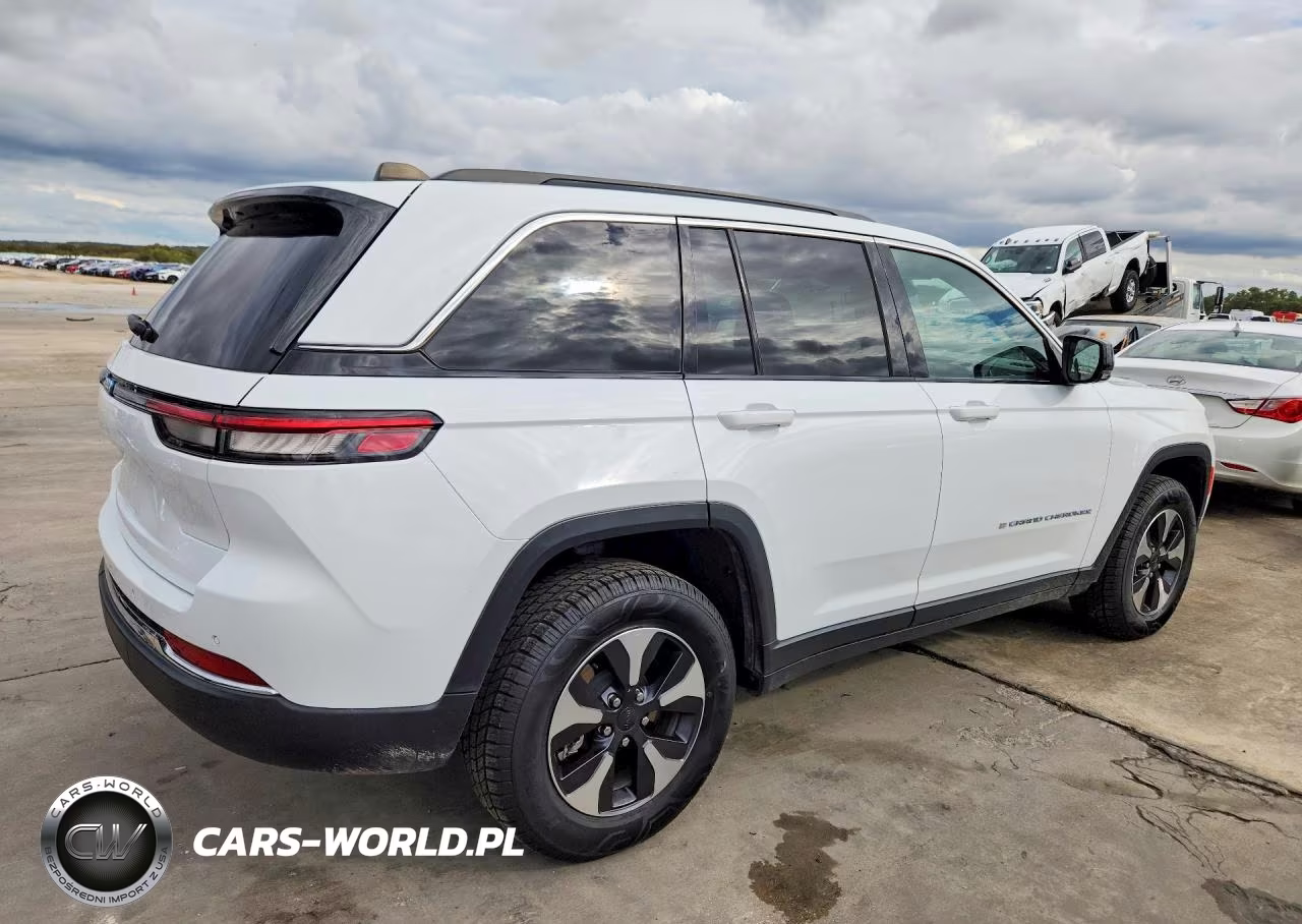 2024 Jeep Grand Cherokee Limited 4Xe VIN:1C4RJYB69R8516084 - 3