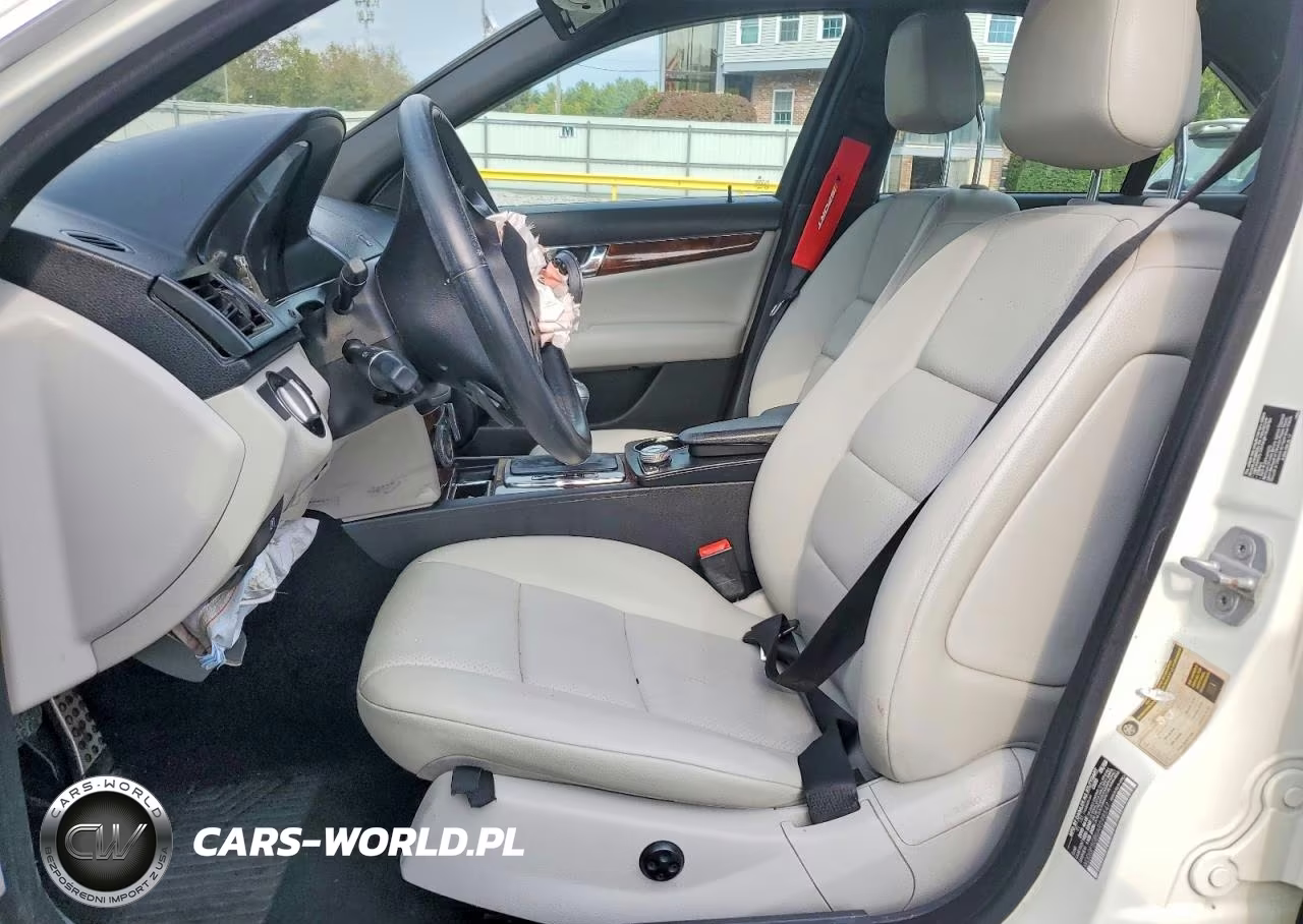 2010 Mercedes-Benz C 350 VIN:WDDGF5GB0AR098547 - 7