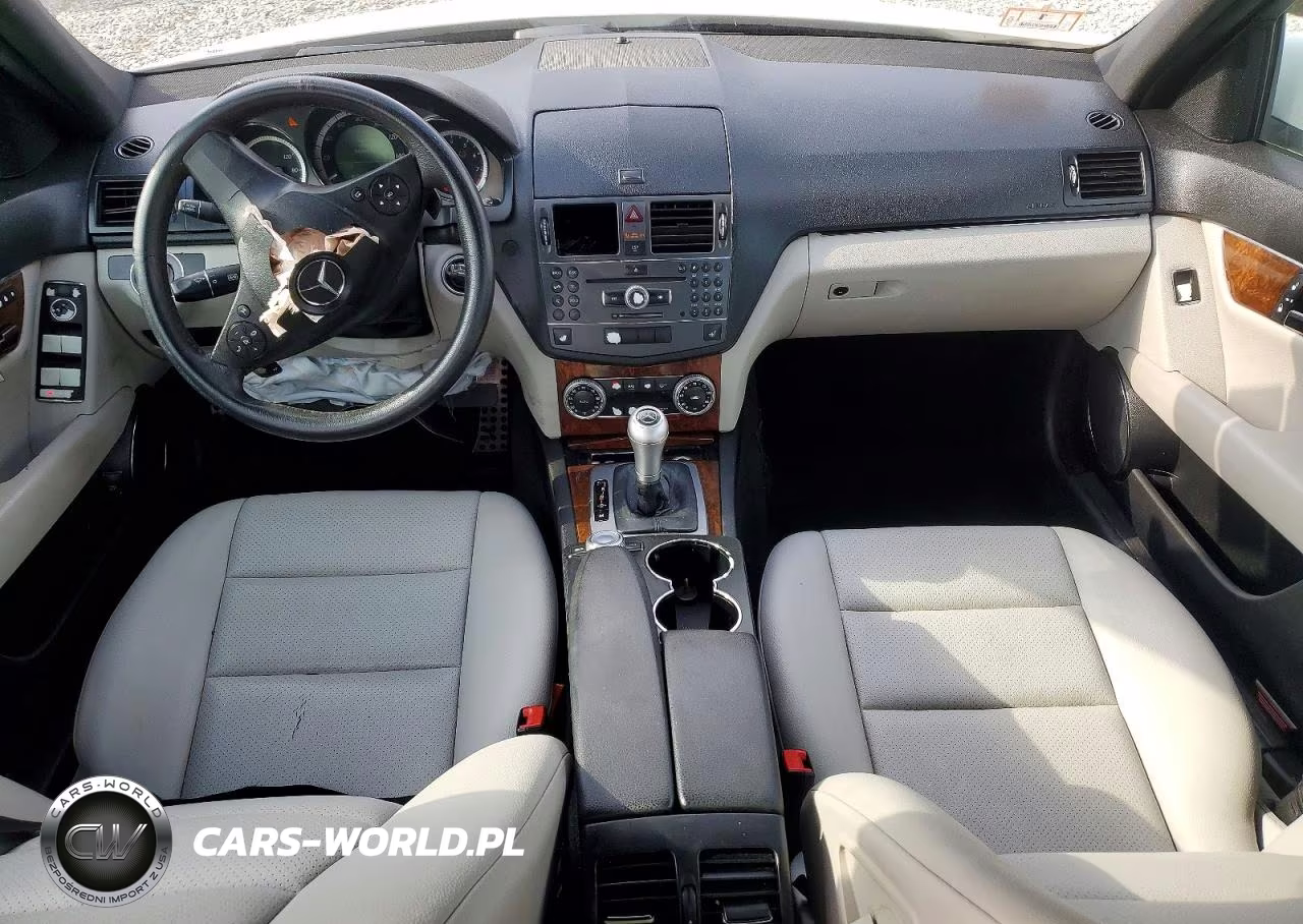 2010 Mercedes-Benz C 350 VIN:WDDGF5GB0AR098547 - 8