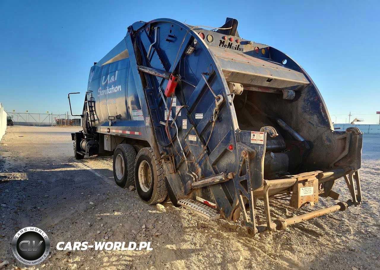 2003 International 7400 Refuse Truck VIN:1HTWGADT23J063473 - 2