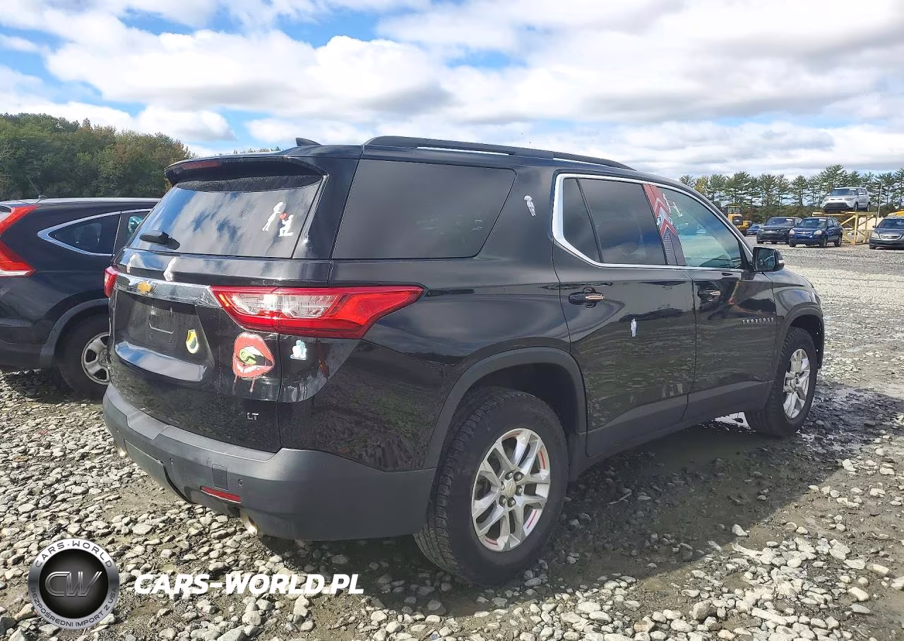 2019 Chevrolet Traverse Lt VIN:1GNERGKW2KJ289358 - 3